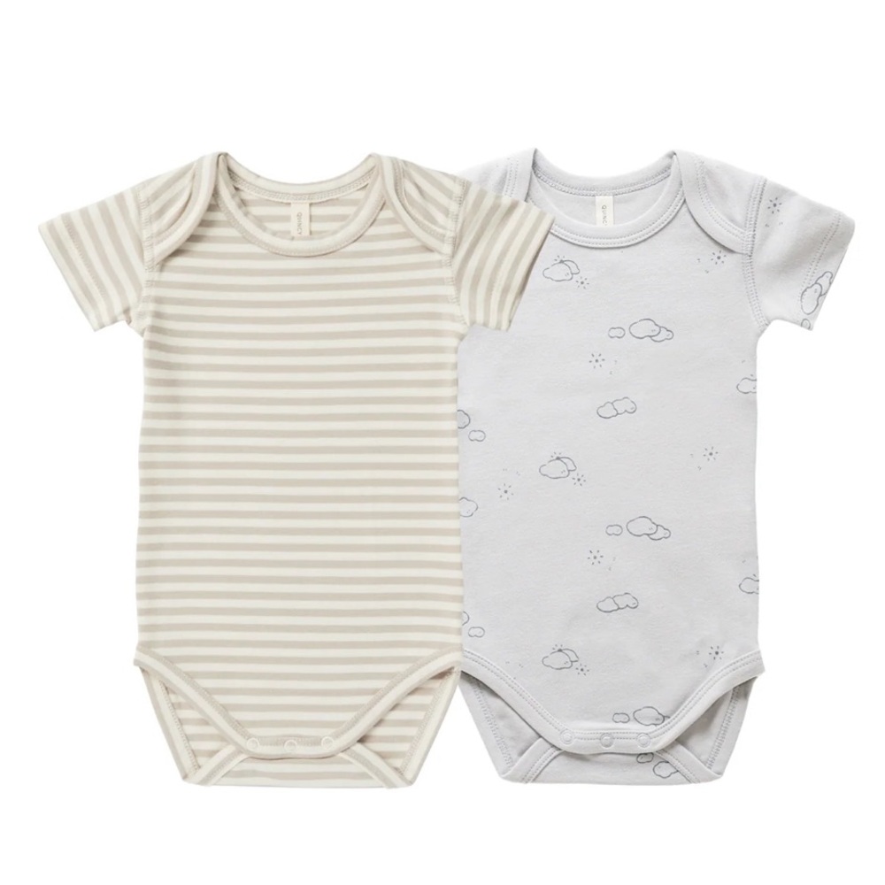 Quincy Mae Short Sleeve Bodysuit, 2 Pack Ash & Sunny Days (NEW)